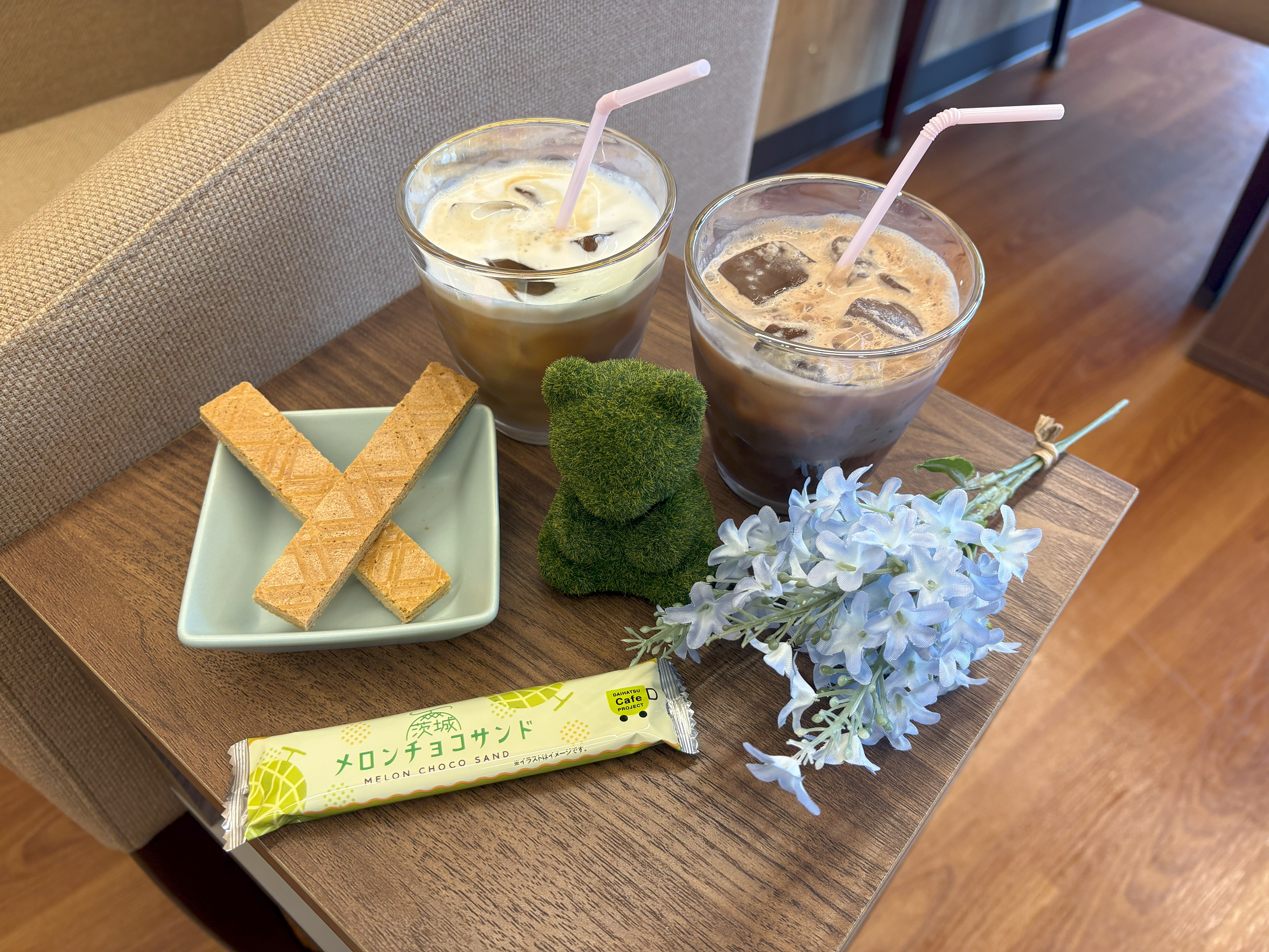 7月のスイーツ🍈 茨城メロンチョコサンドクッキーです